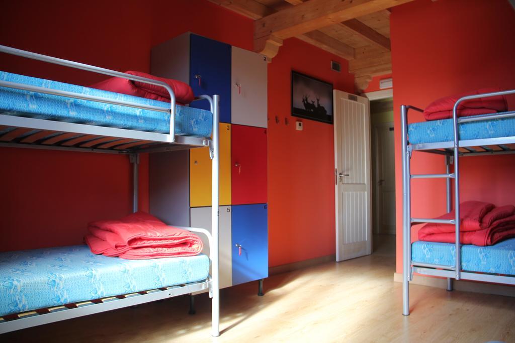 Hostel Curavacas Triollo Szoba fotó